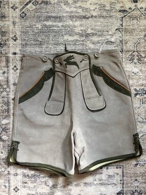 Vintage OKTOBERFEST GERMAN BAVARIAN Suede LEDERHOSEN ladyhosen SHORTS  size 27